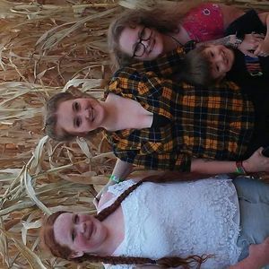 Meet your Posher, Danielle